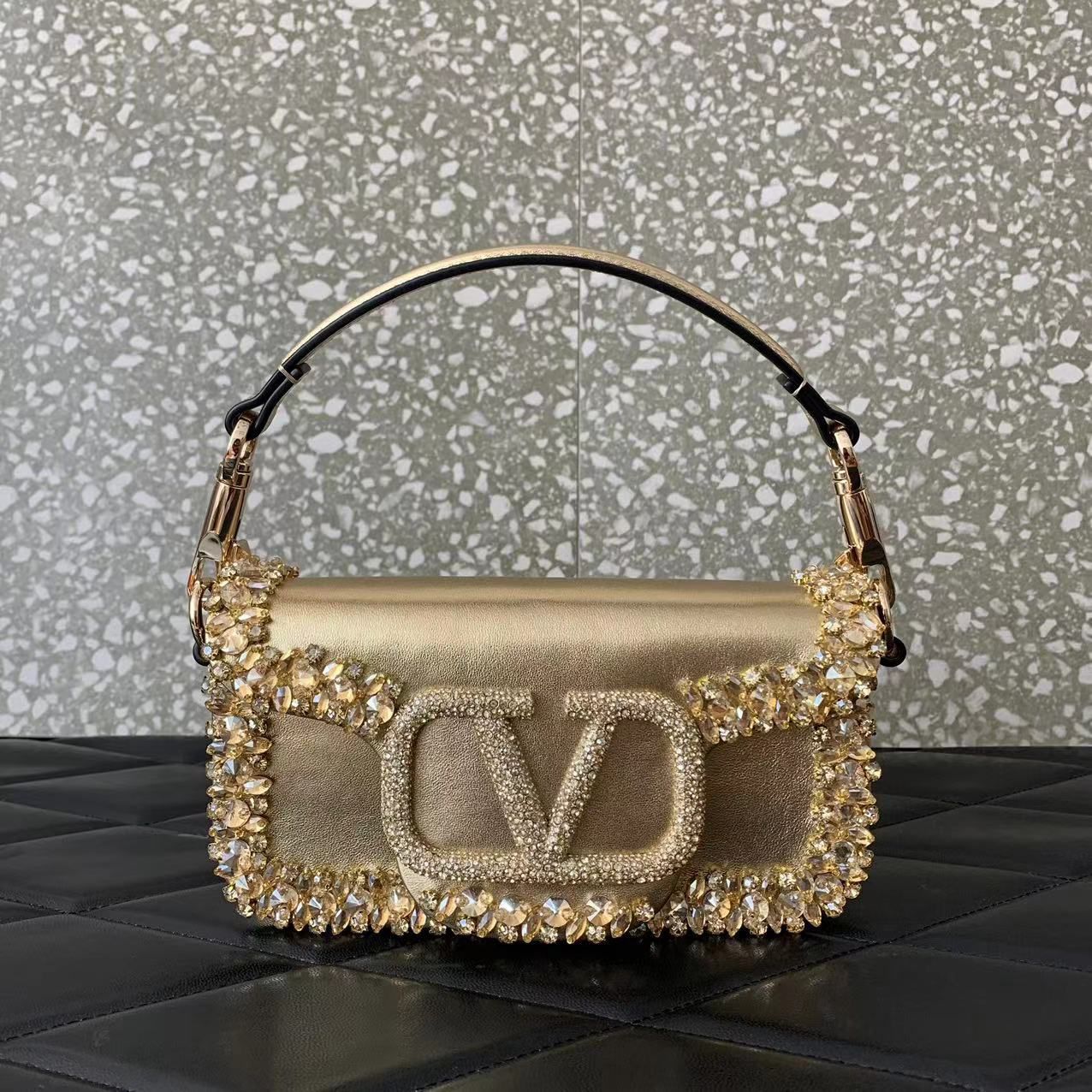 VALENTINO