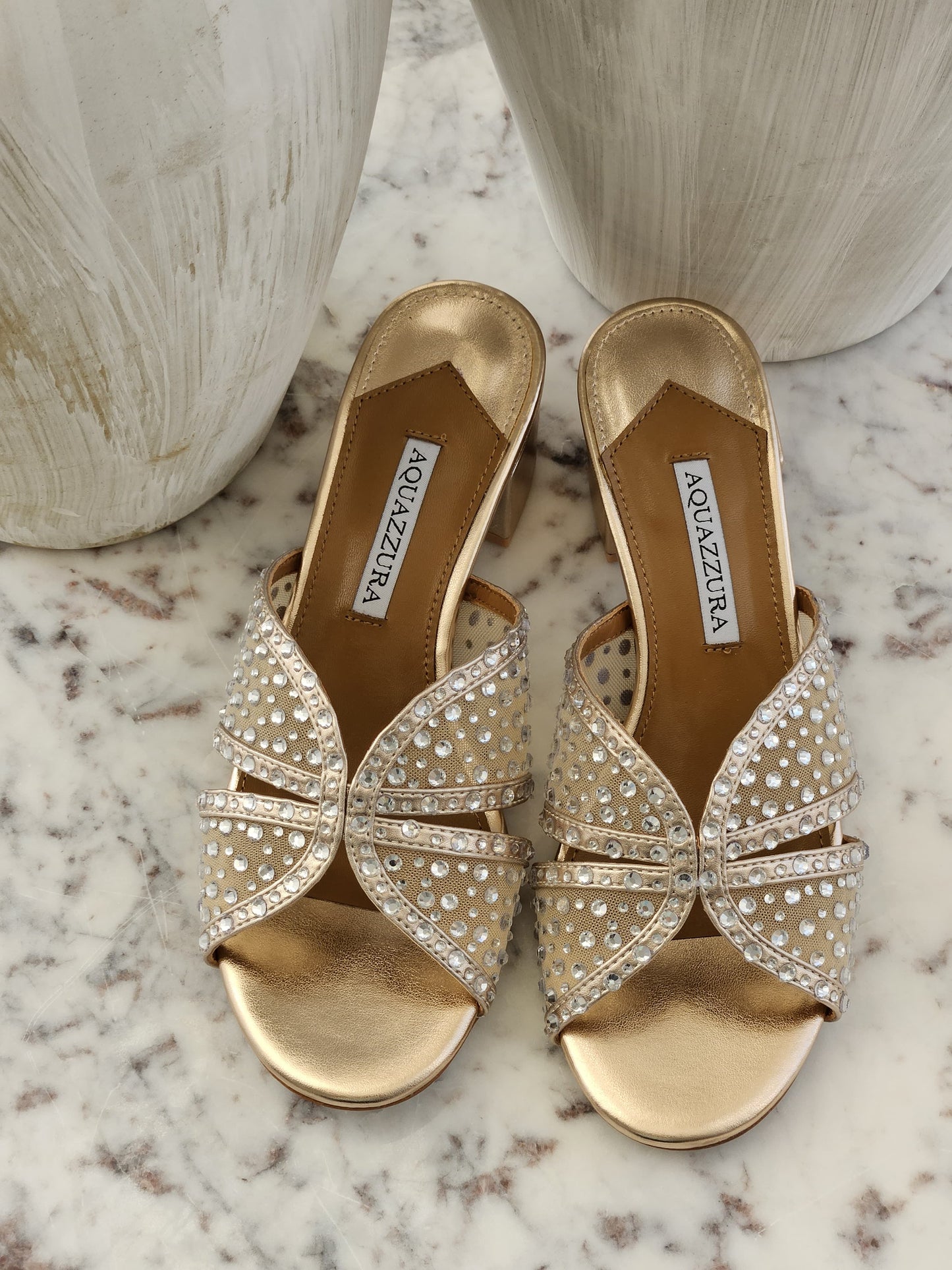AQUAZZURA