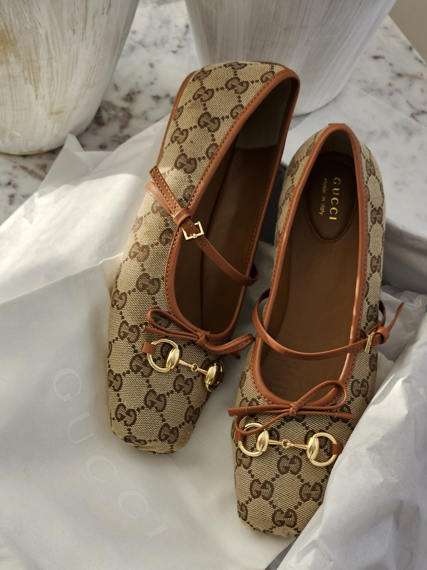 GUCCI