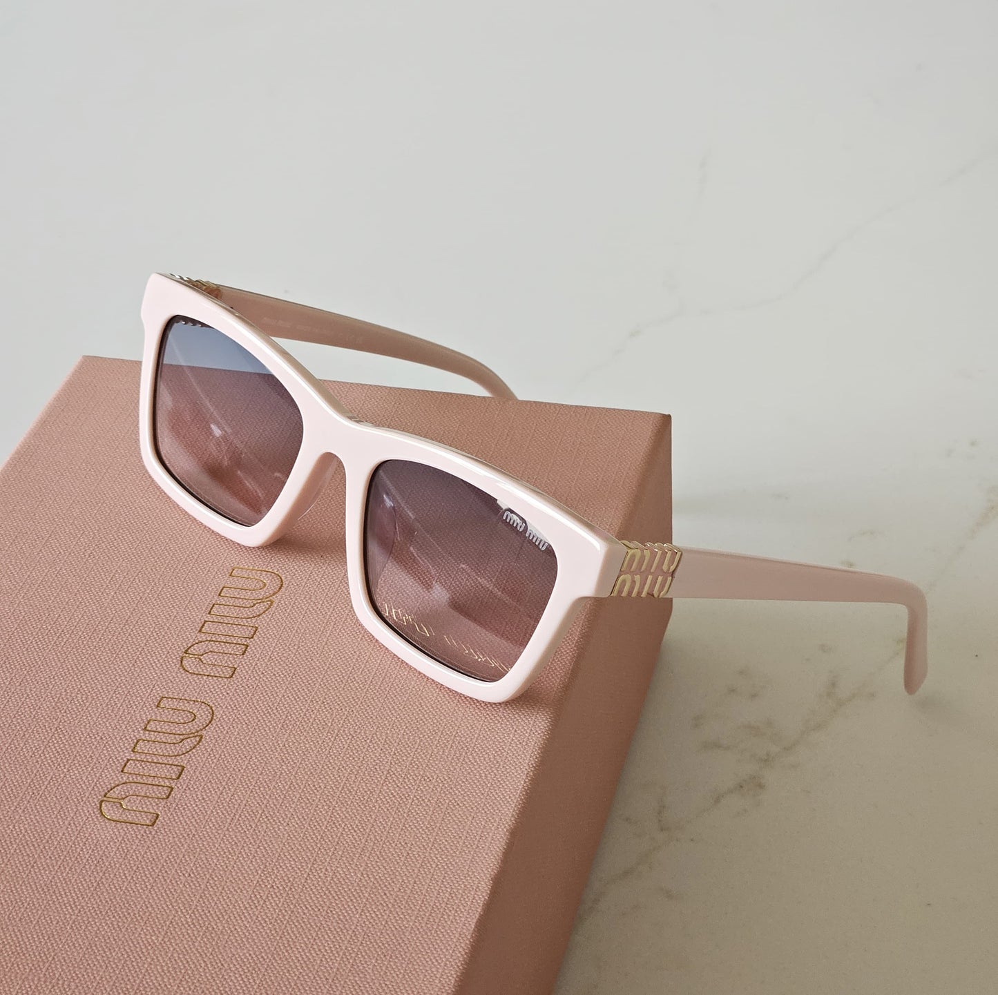 MIU MIU