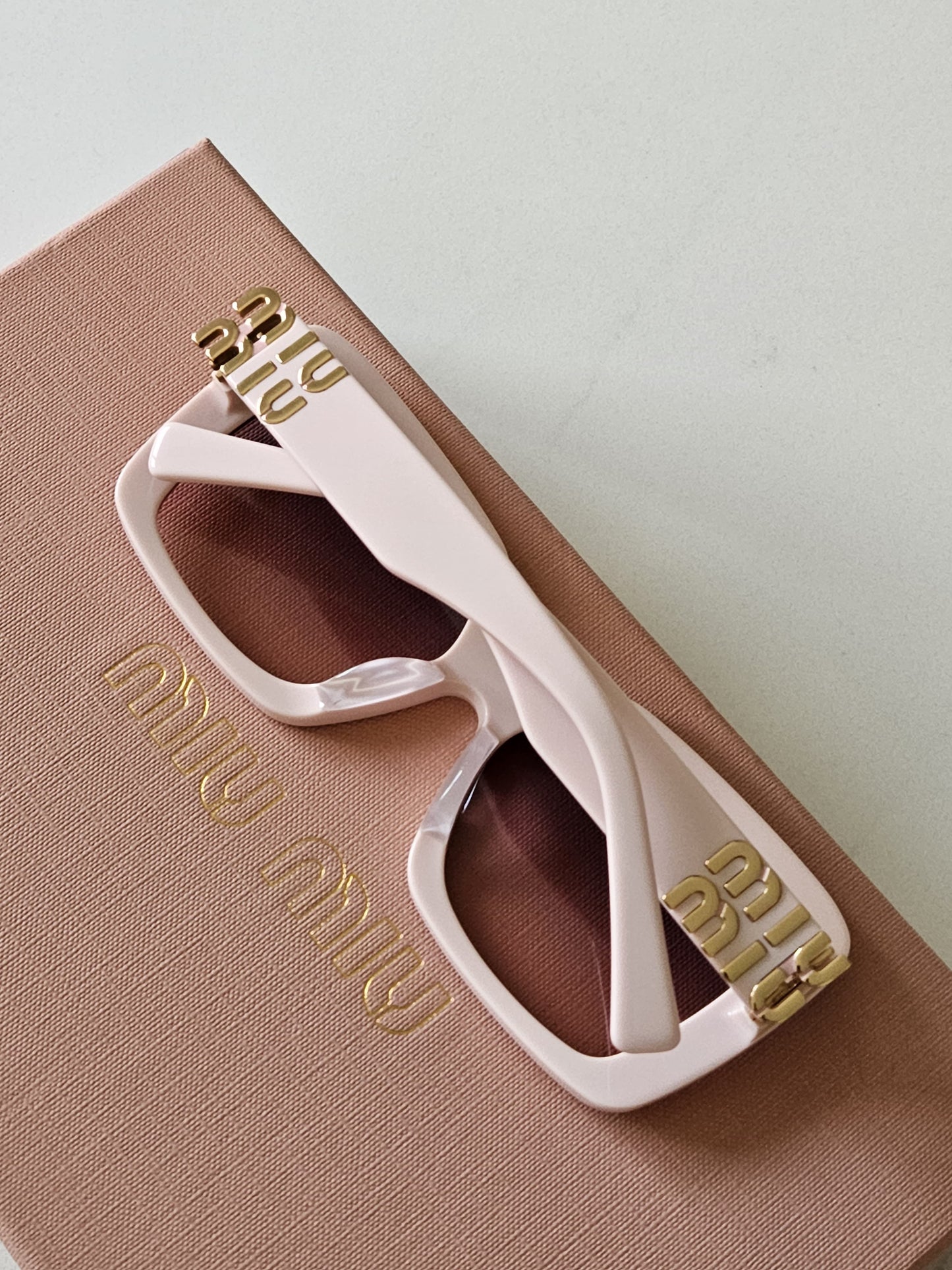 MIU MIU