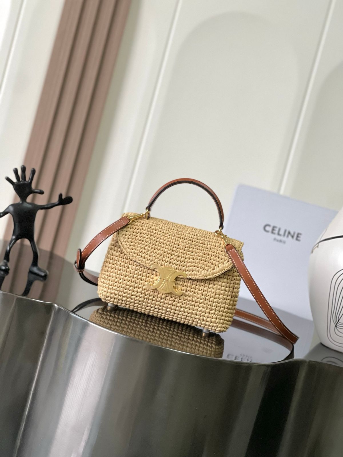 CELINE