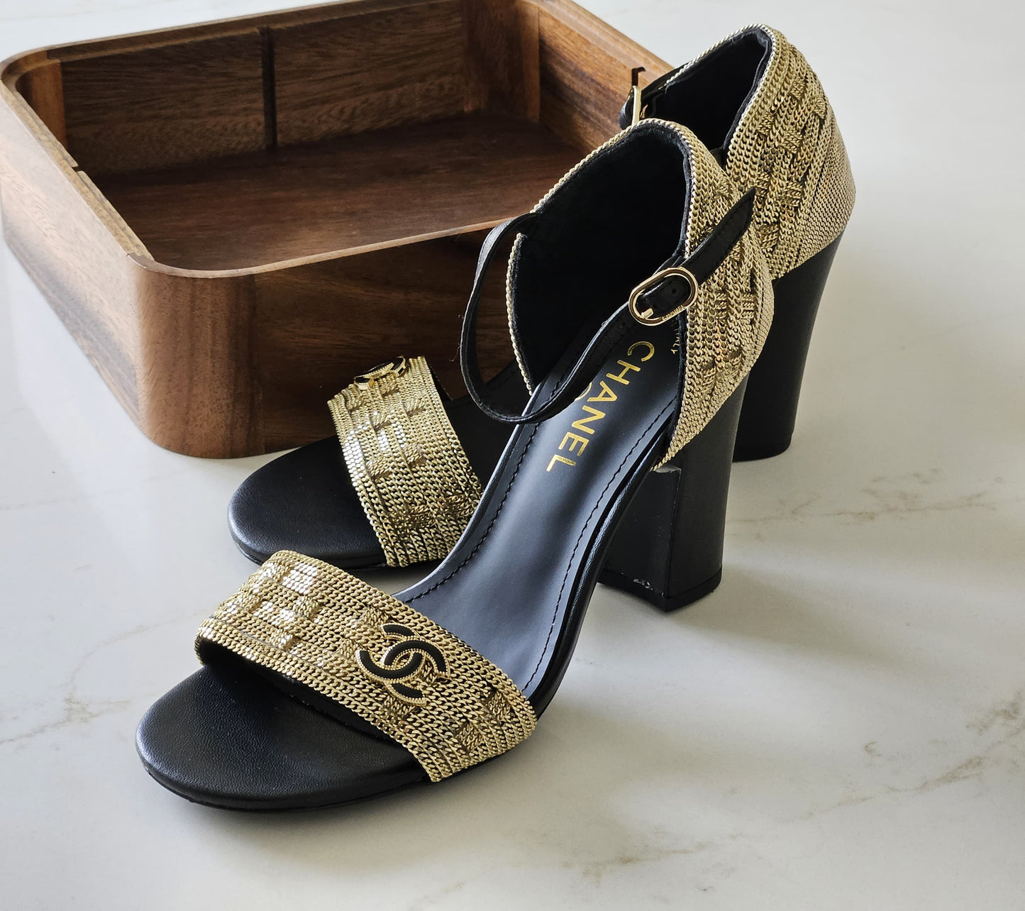 CHANEL