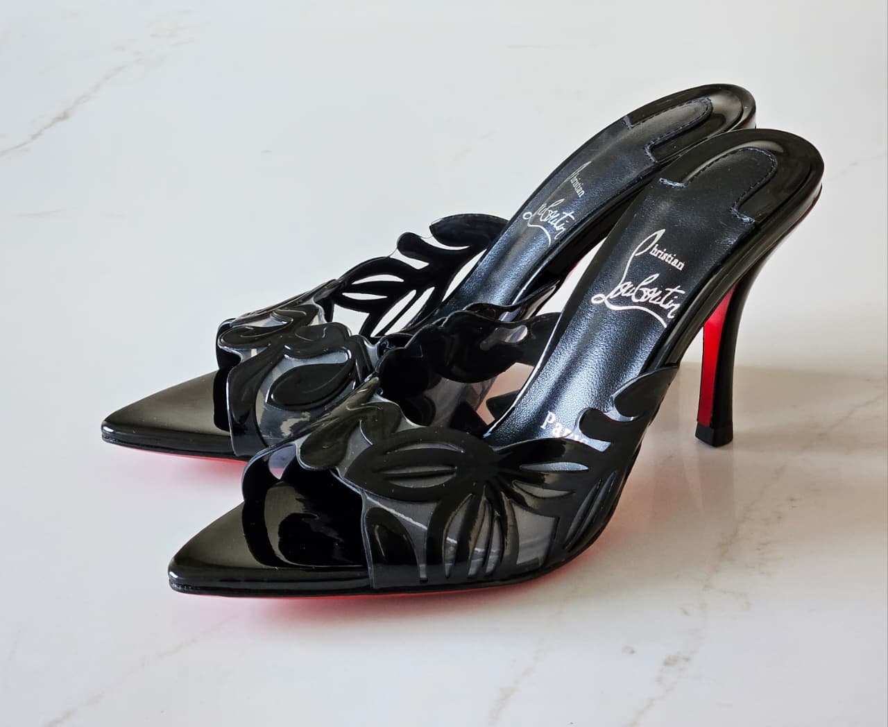 LOUBOUTIN