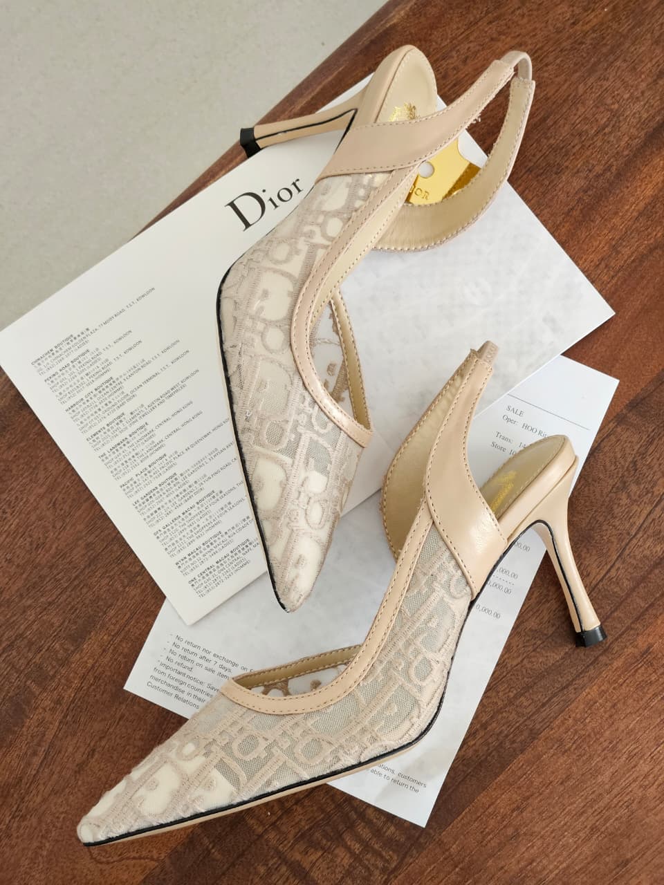 DIOR