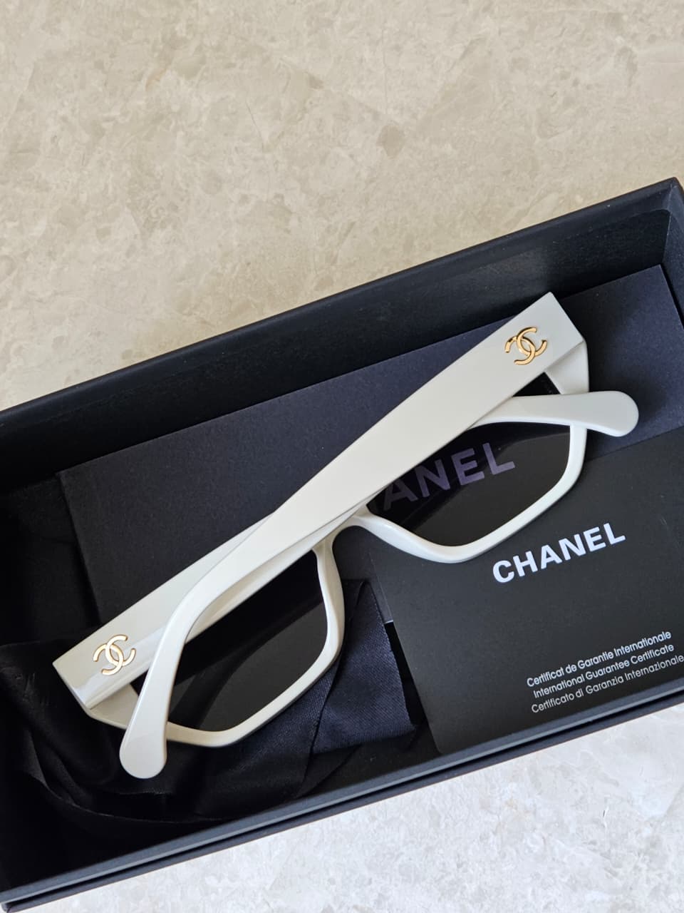 CHANEL