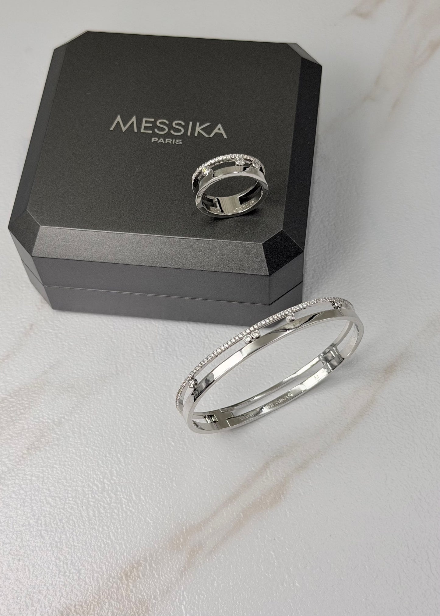 MESSIKA (2 Color)