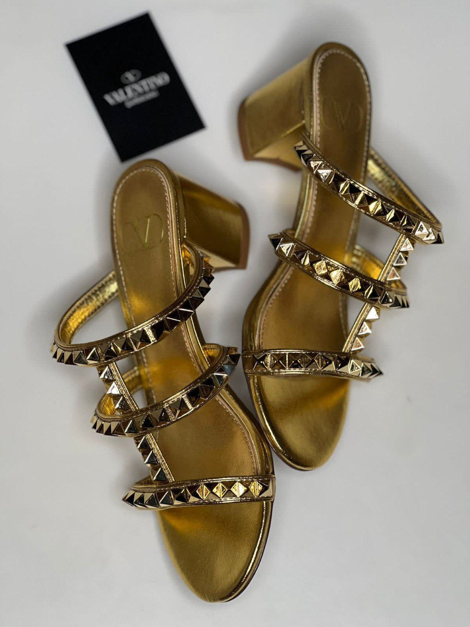 VALENTINO