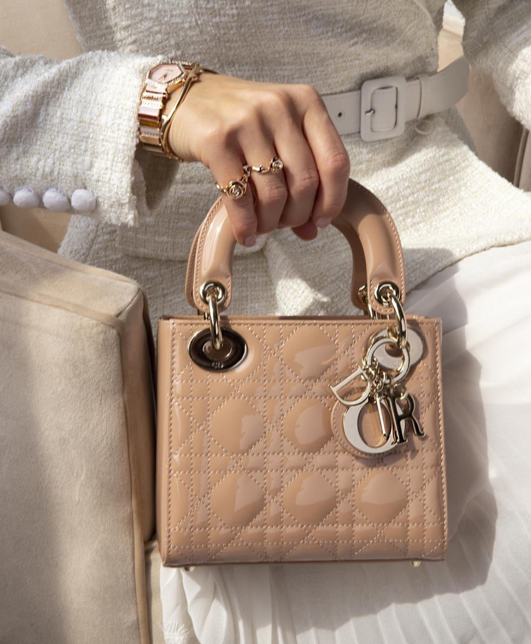 DIOR