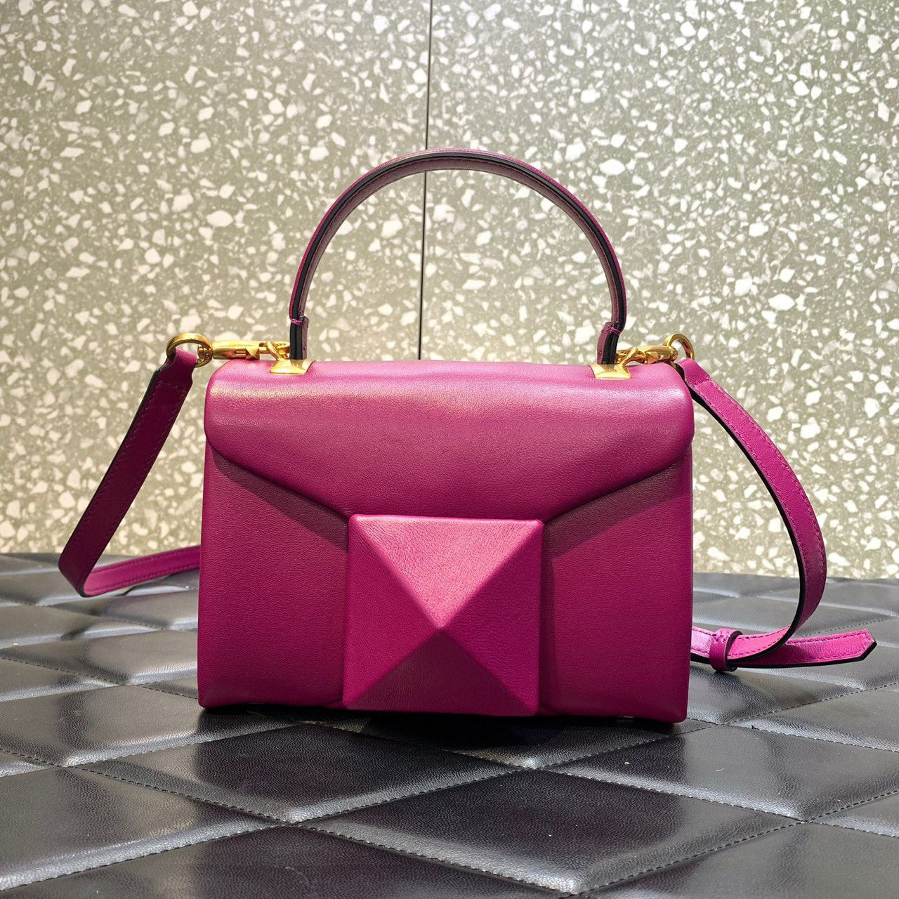 VALENTINO (2 Color)