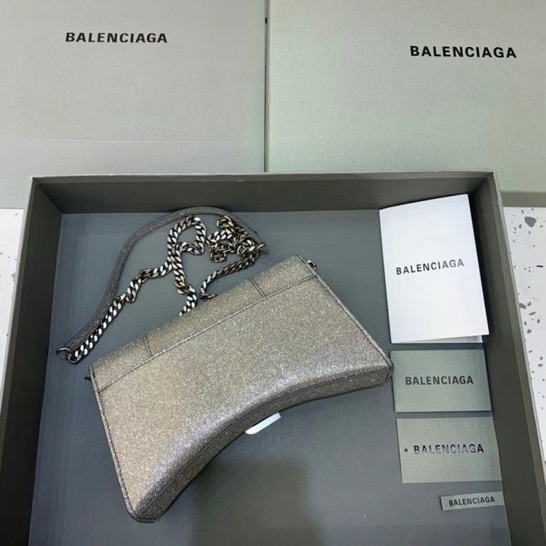 BALENCIAGA