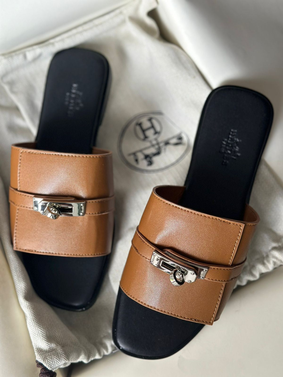 HERMES (3 Color)