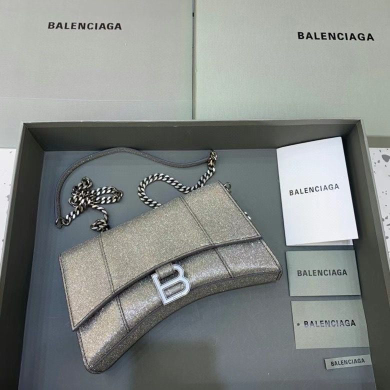 BALENCIAGA