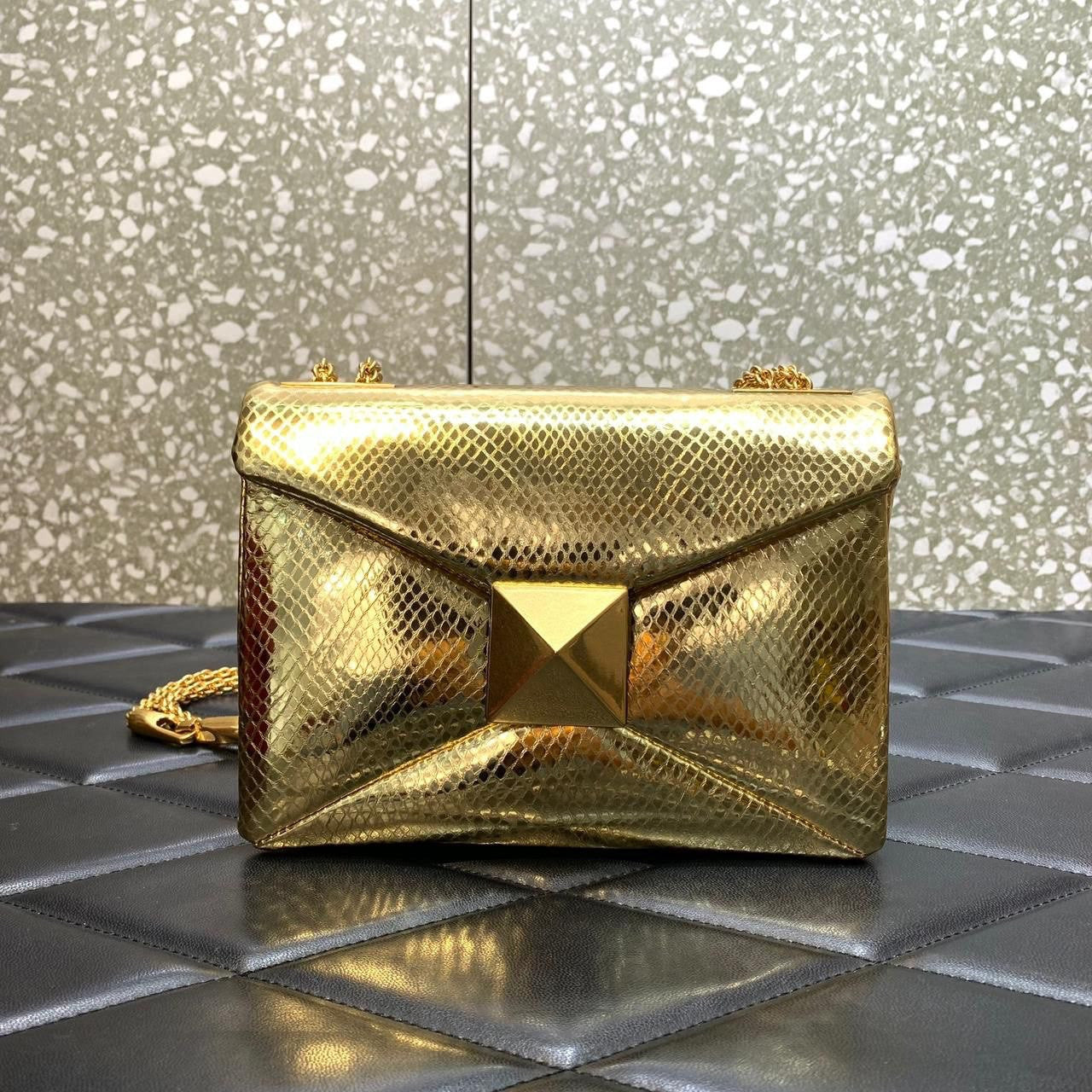 VALENTINO (2 Color)