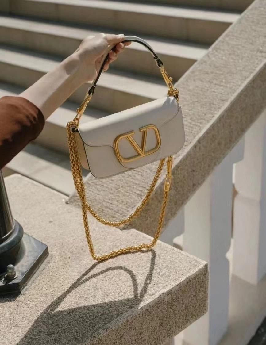 VALENTINO