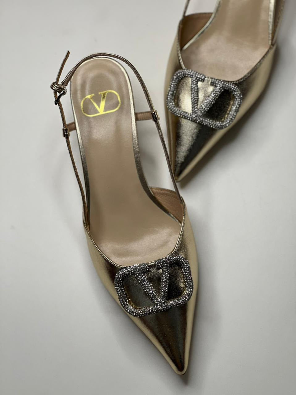 VALENTINO (2 Color)