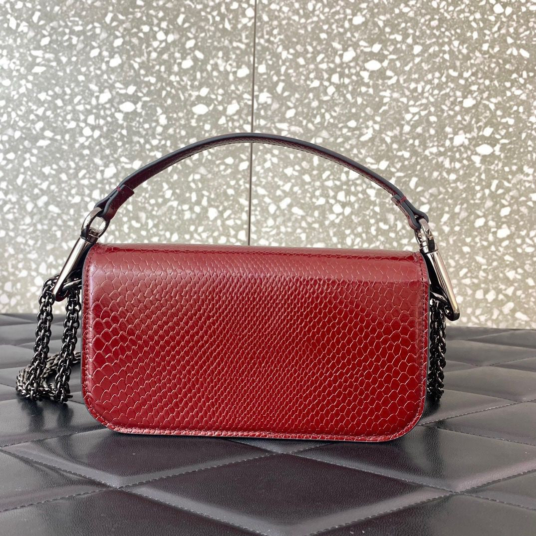 VALENTINO