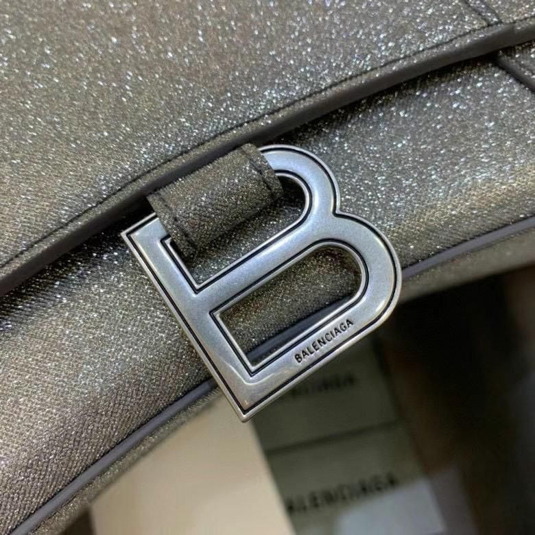 BALENCIAGA