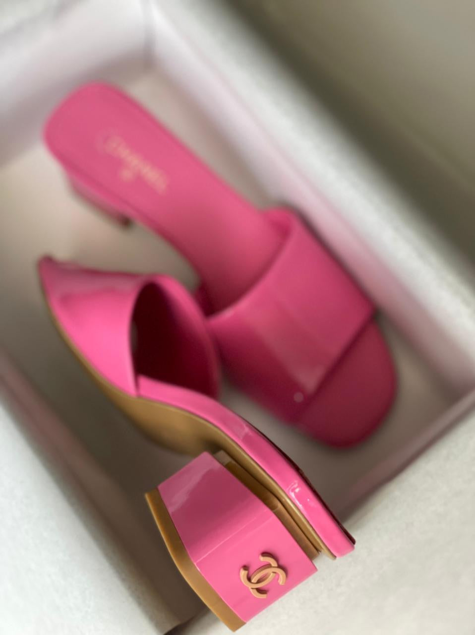 CHANEL