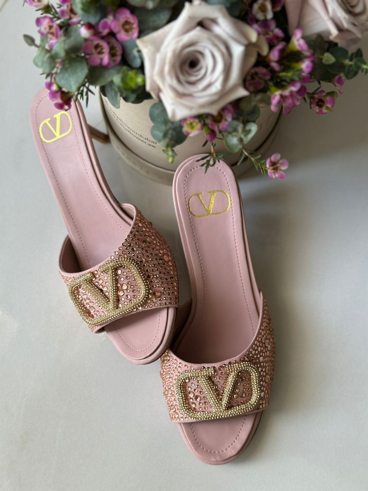 VALENTINO (2 Color)