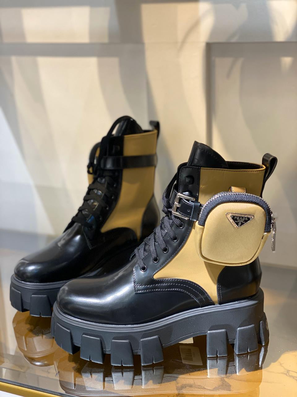 PRADA
