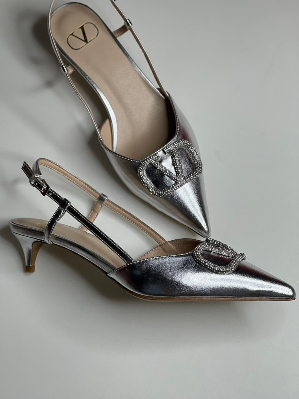 VALENTINO (2 Color)