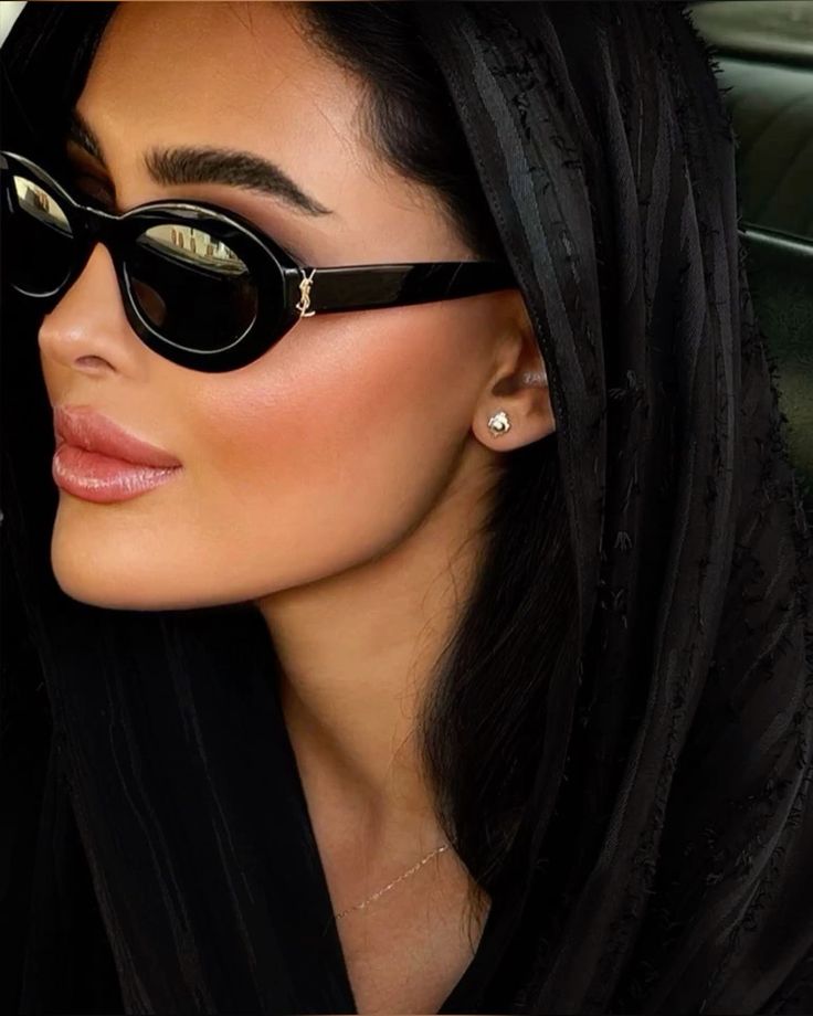 SUNGLASSES