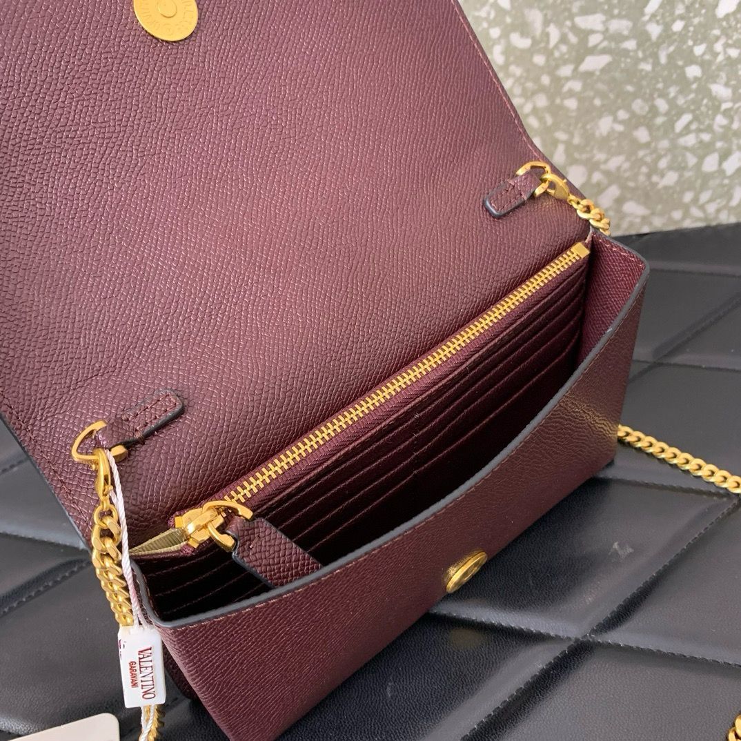 VALENTINO