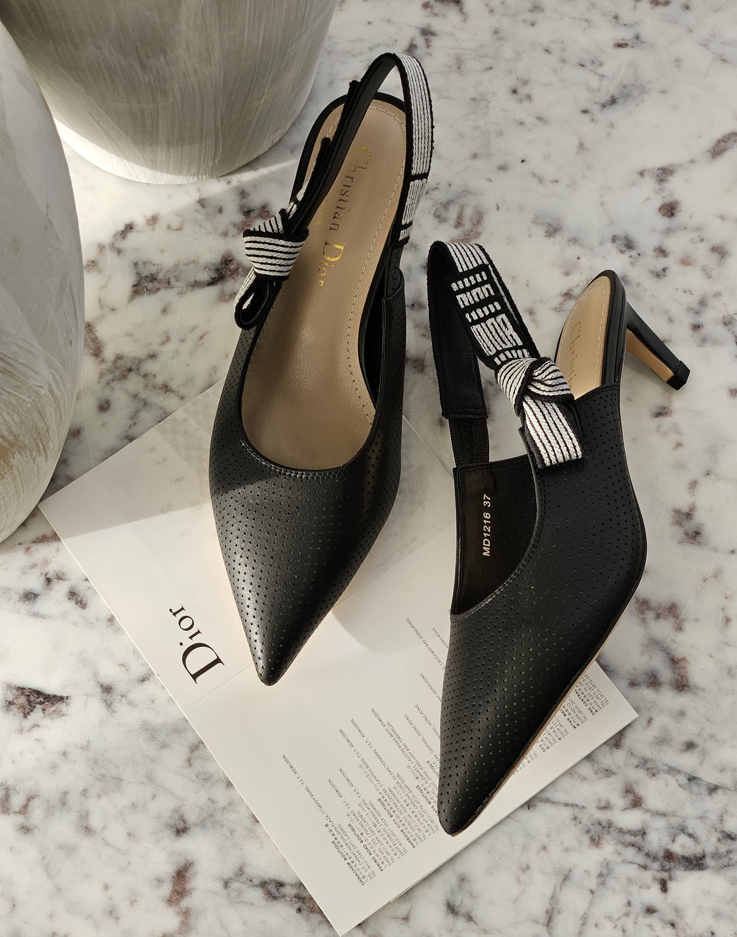 DIOR