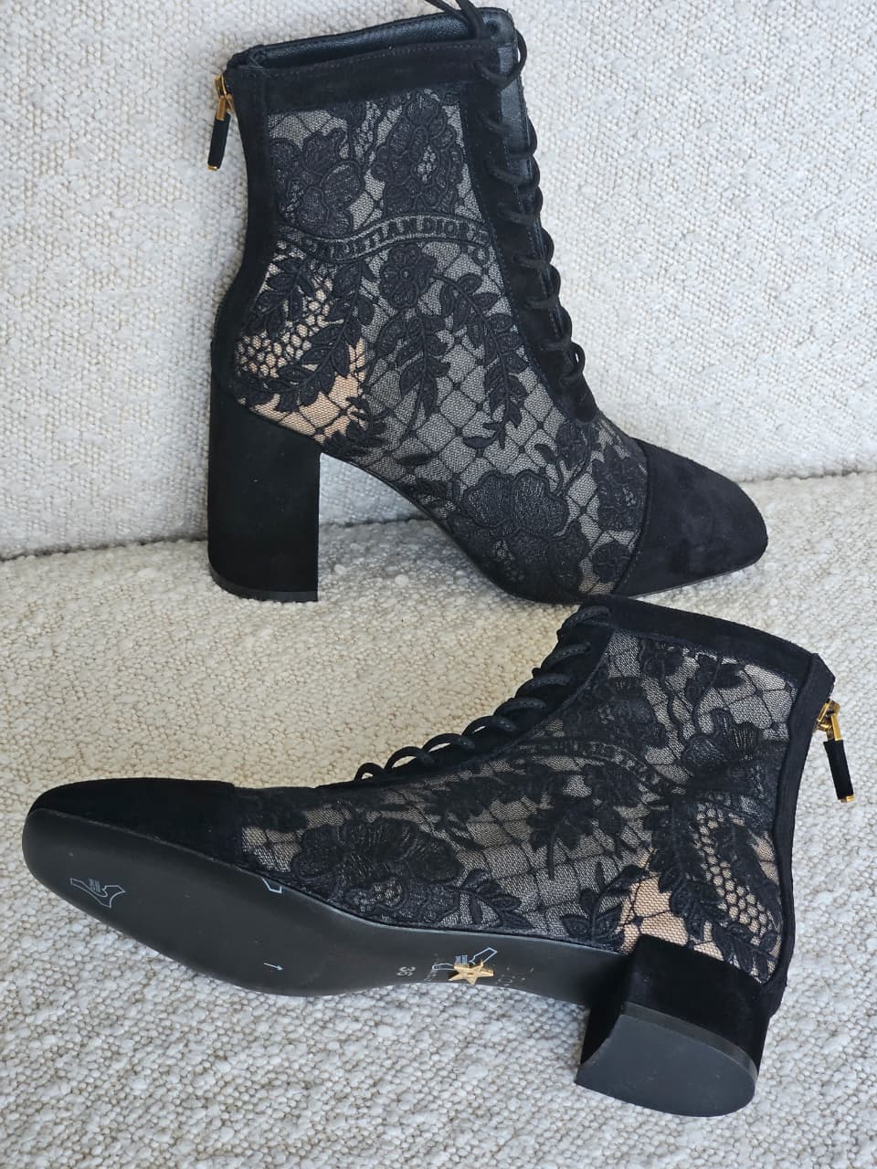 DIOR