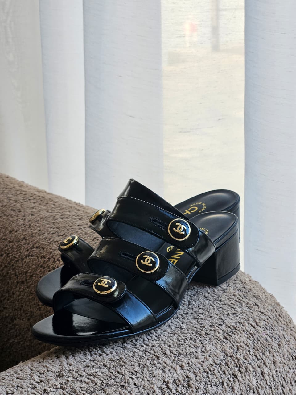 CHANEL
