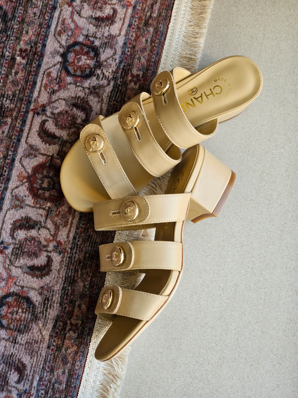 CHANEL