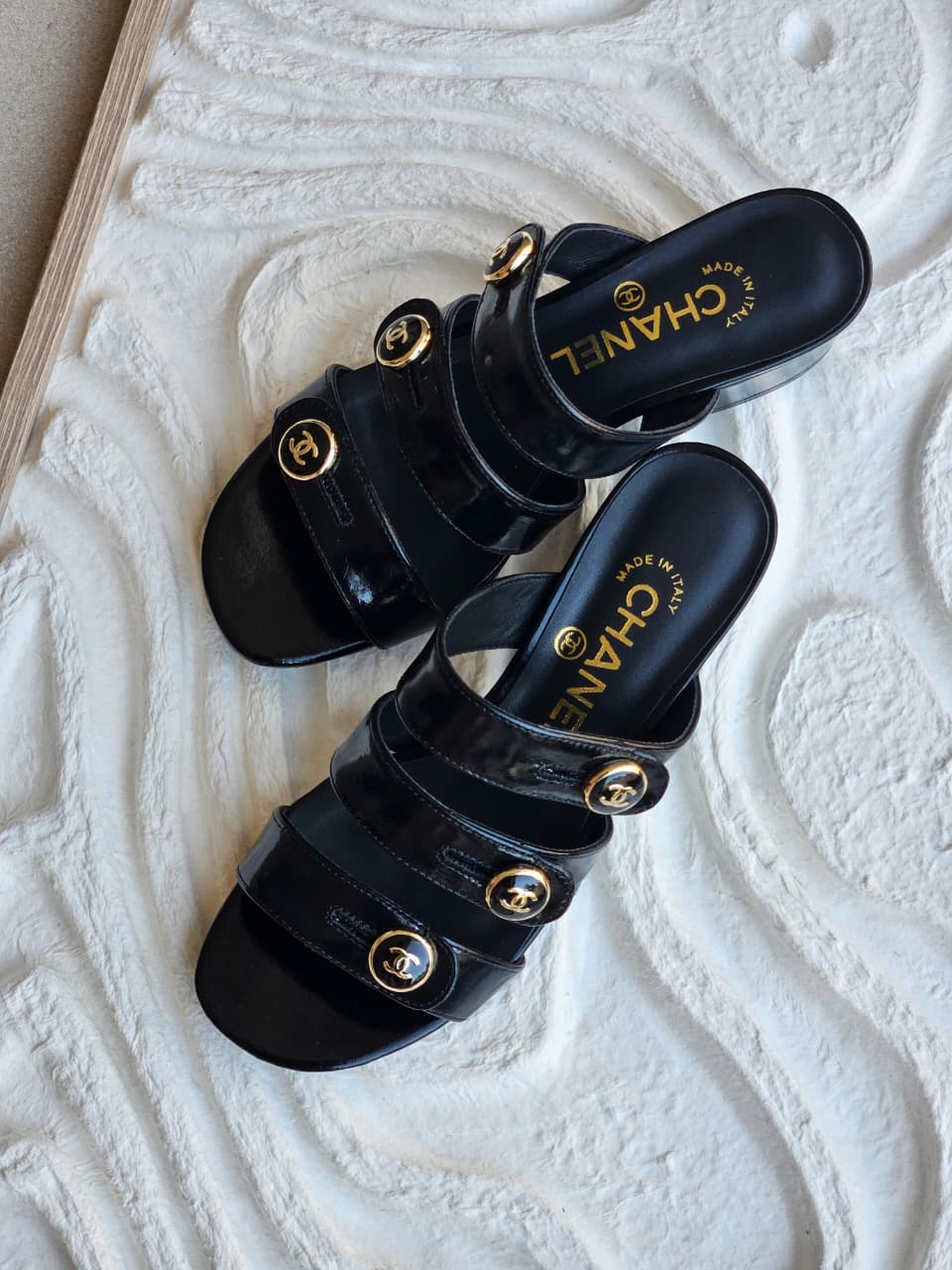 CHANEL