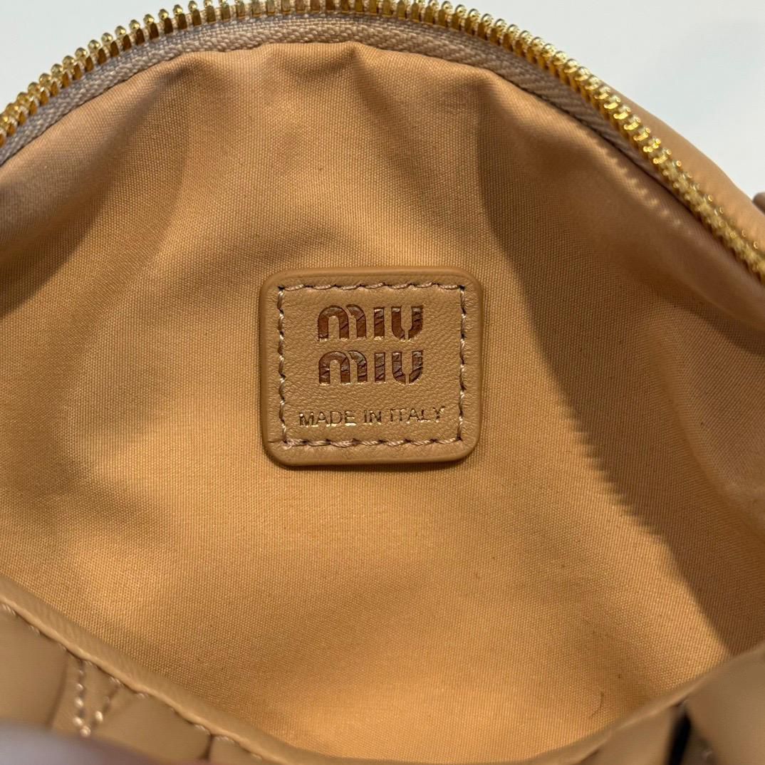 MIU MIU