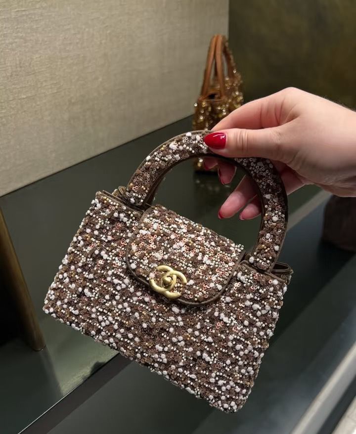 CHANEL