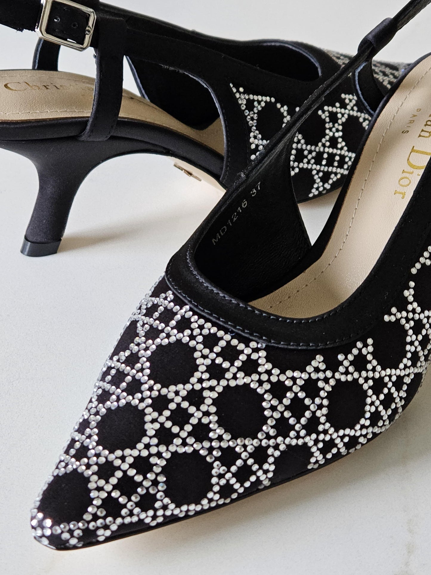 DIOR