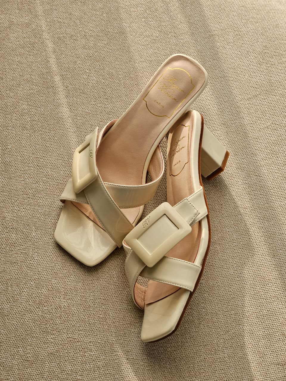ROGER VIVIER