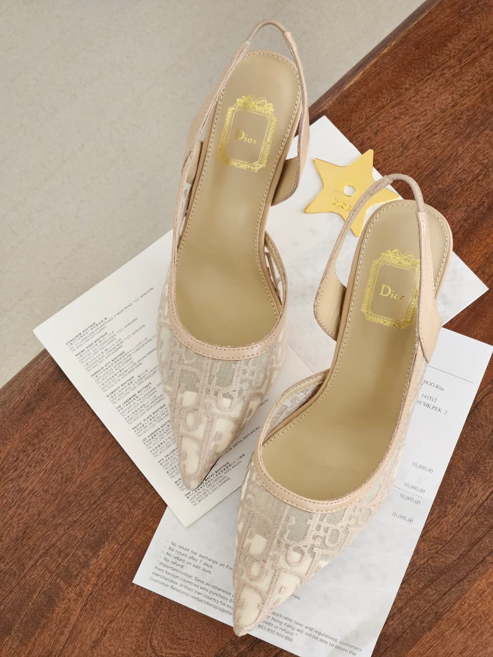 DIOR