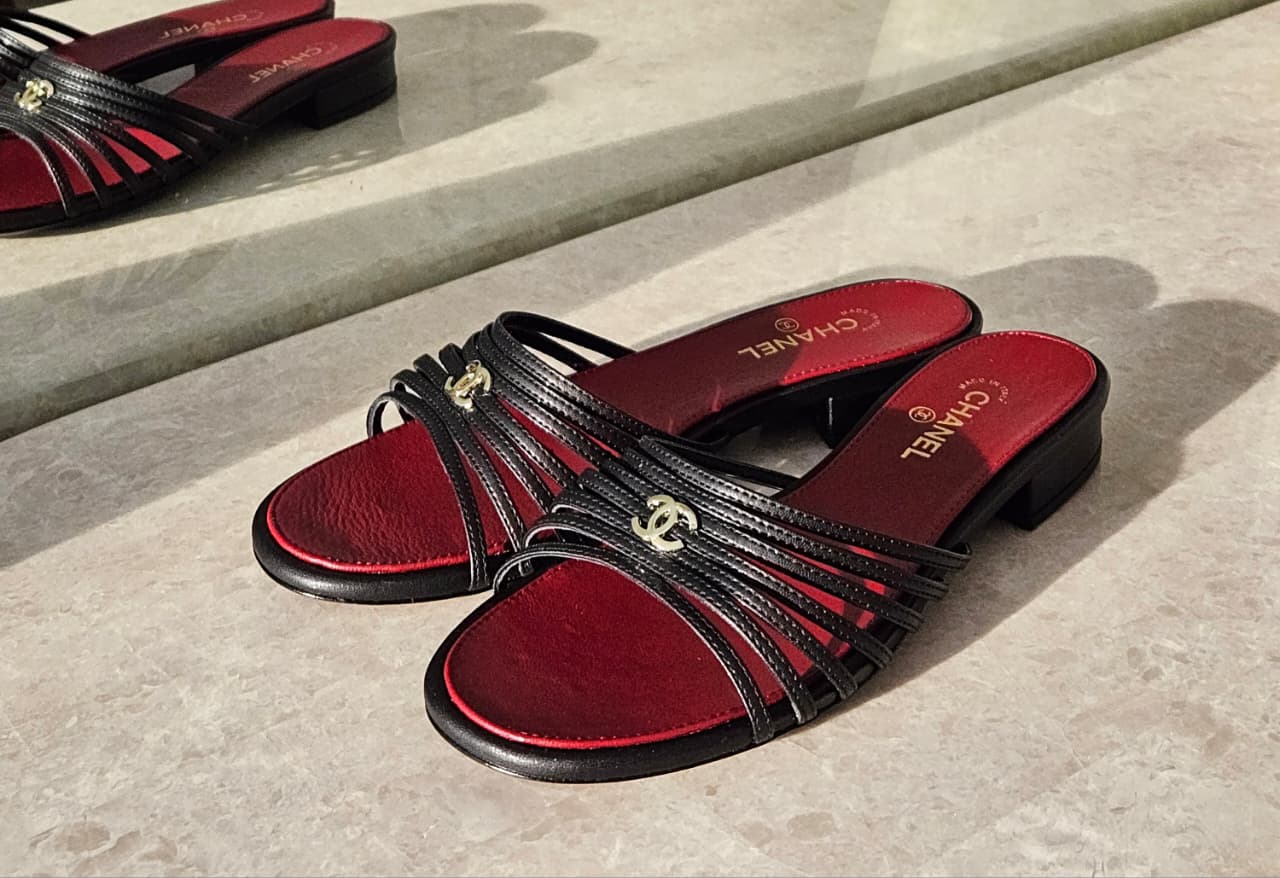 CHANEL (3 Color)