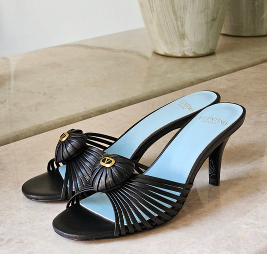 VALENTINO