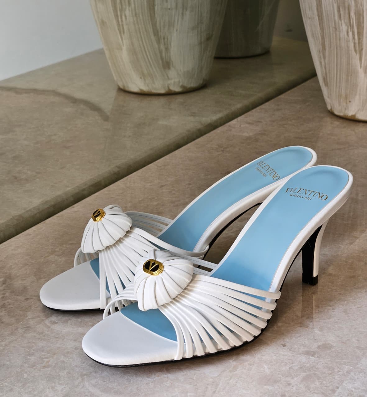 VALENTINO (2 Color)