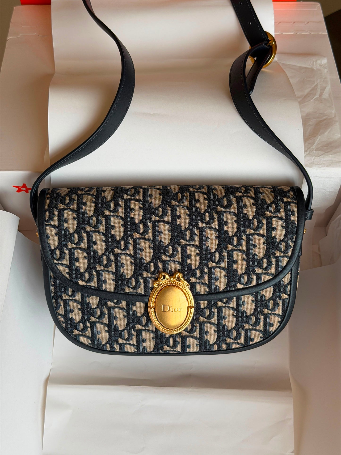 DIOR (2 Color)