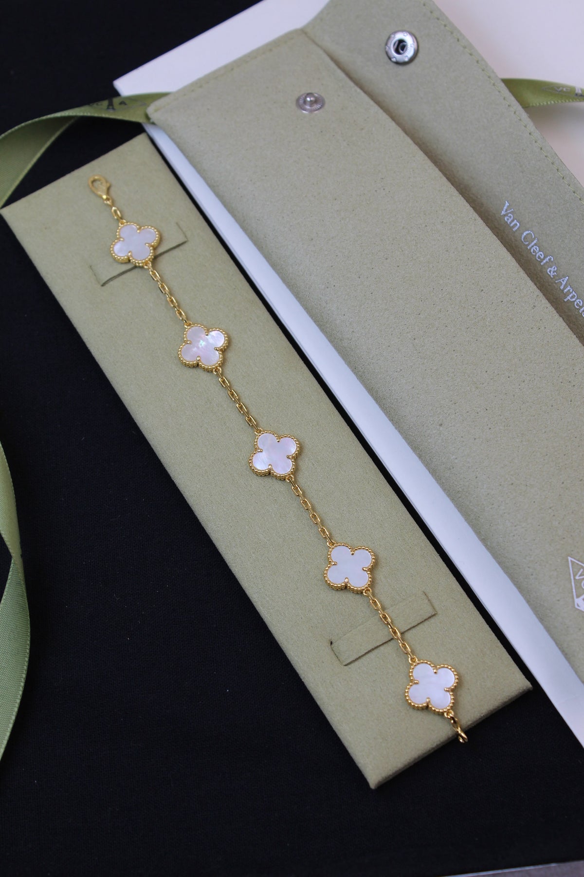 VAN CLEEF (3 Color)