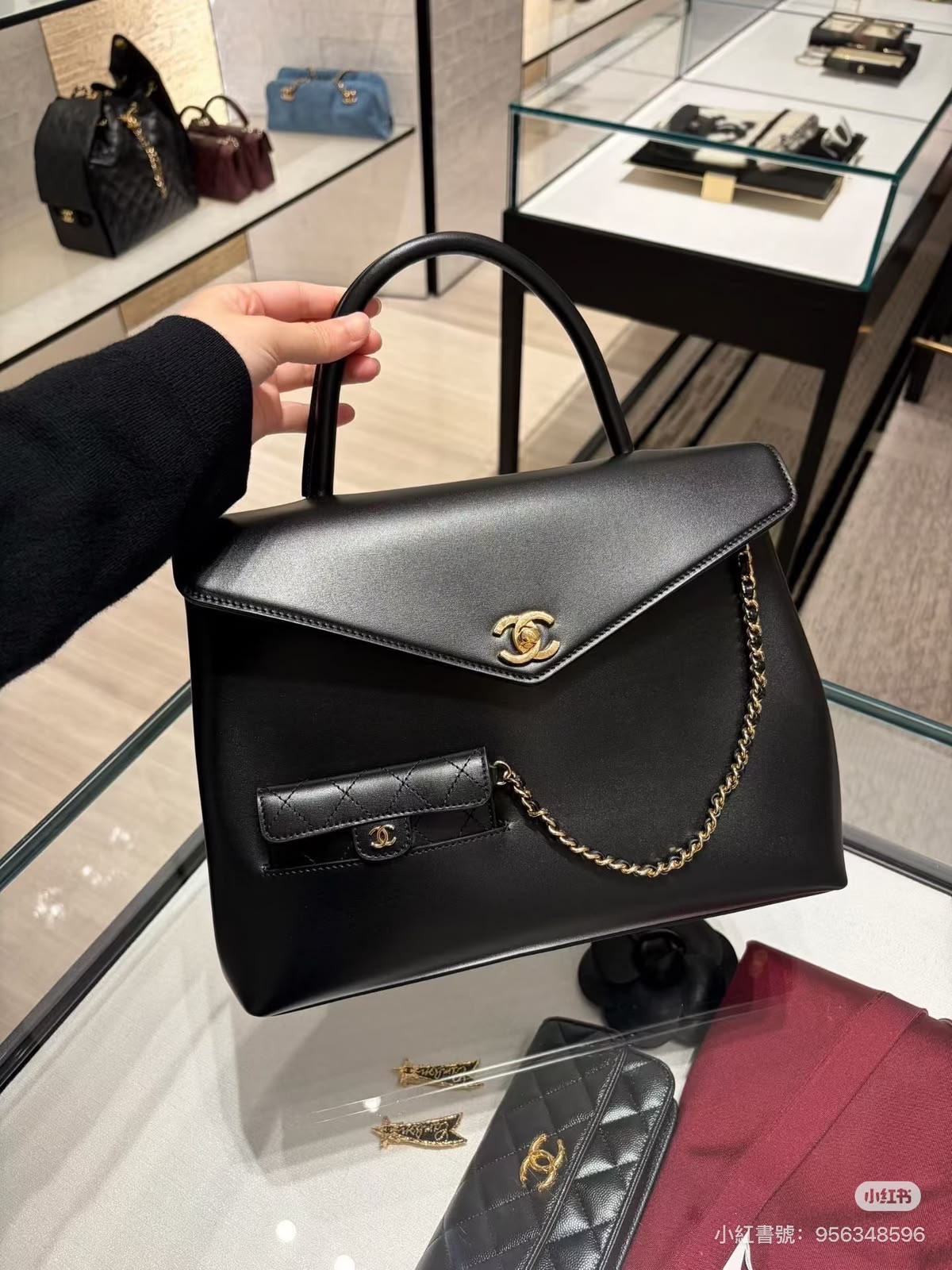 CHANEL