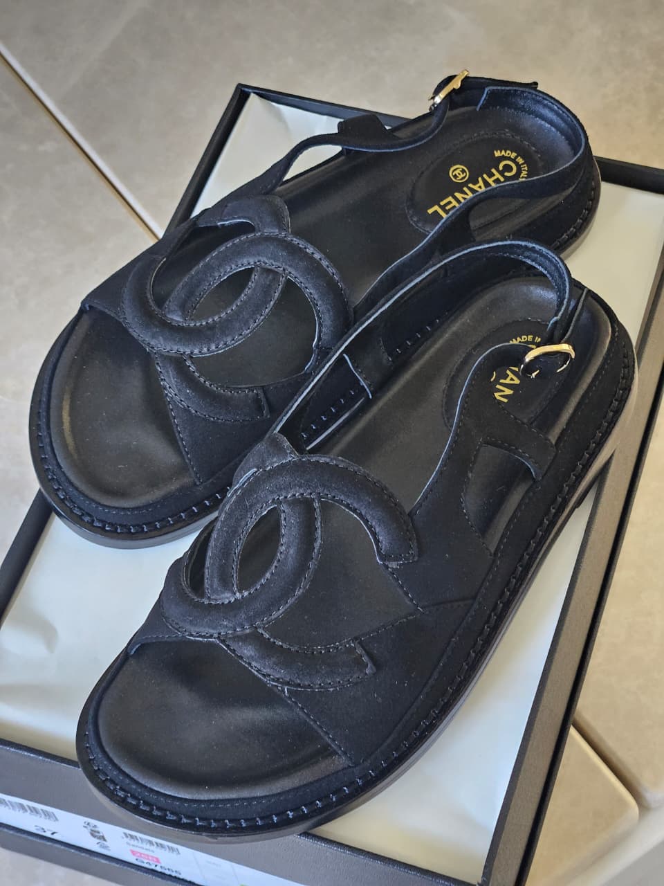 CHANEL