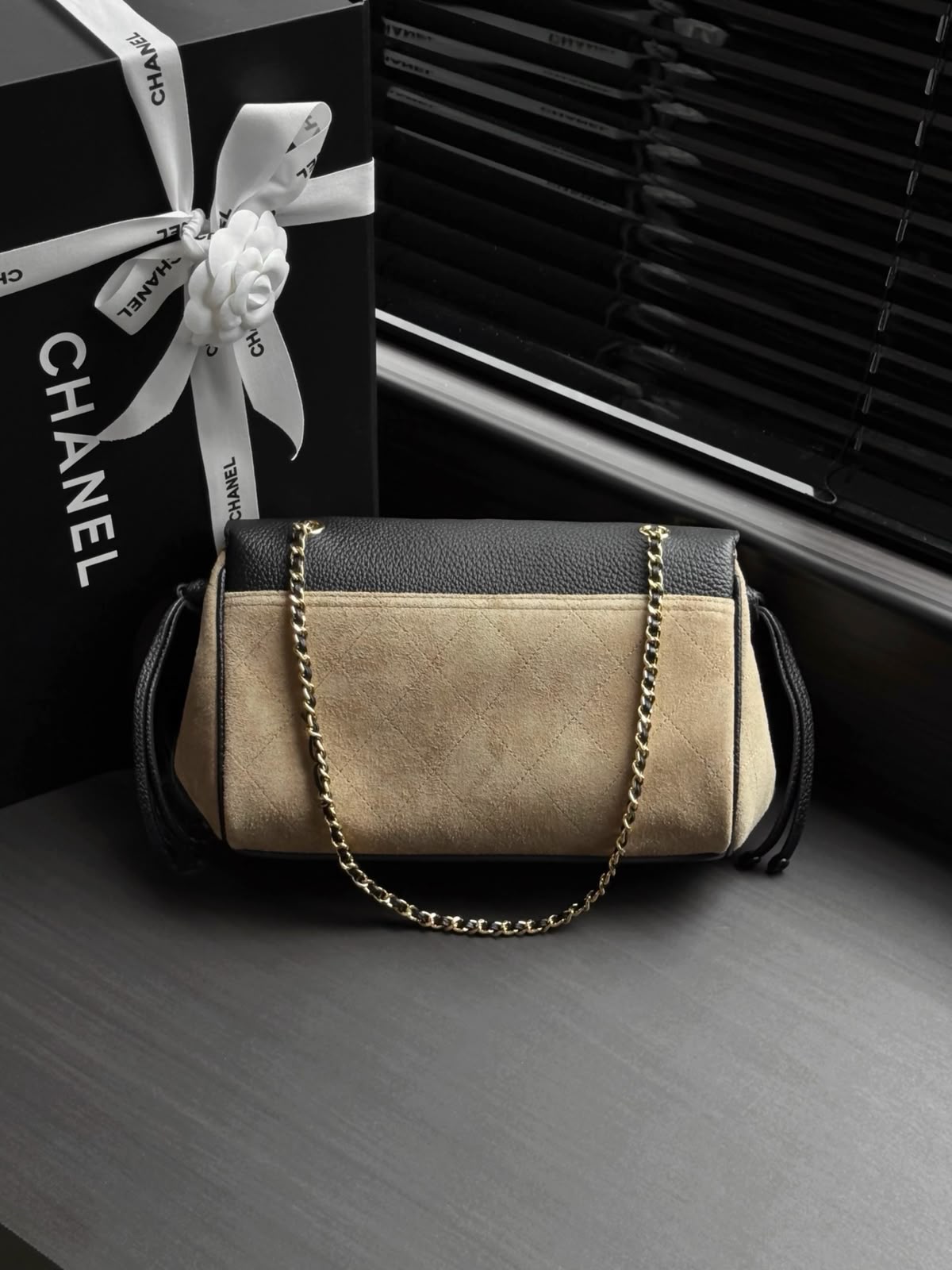CHANEL (2 Color)