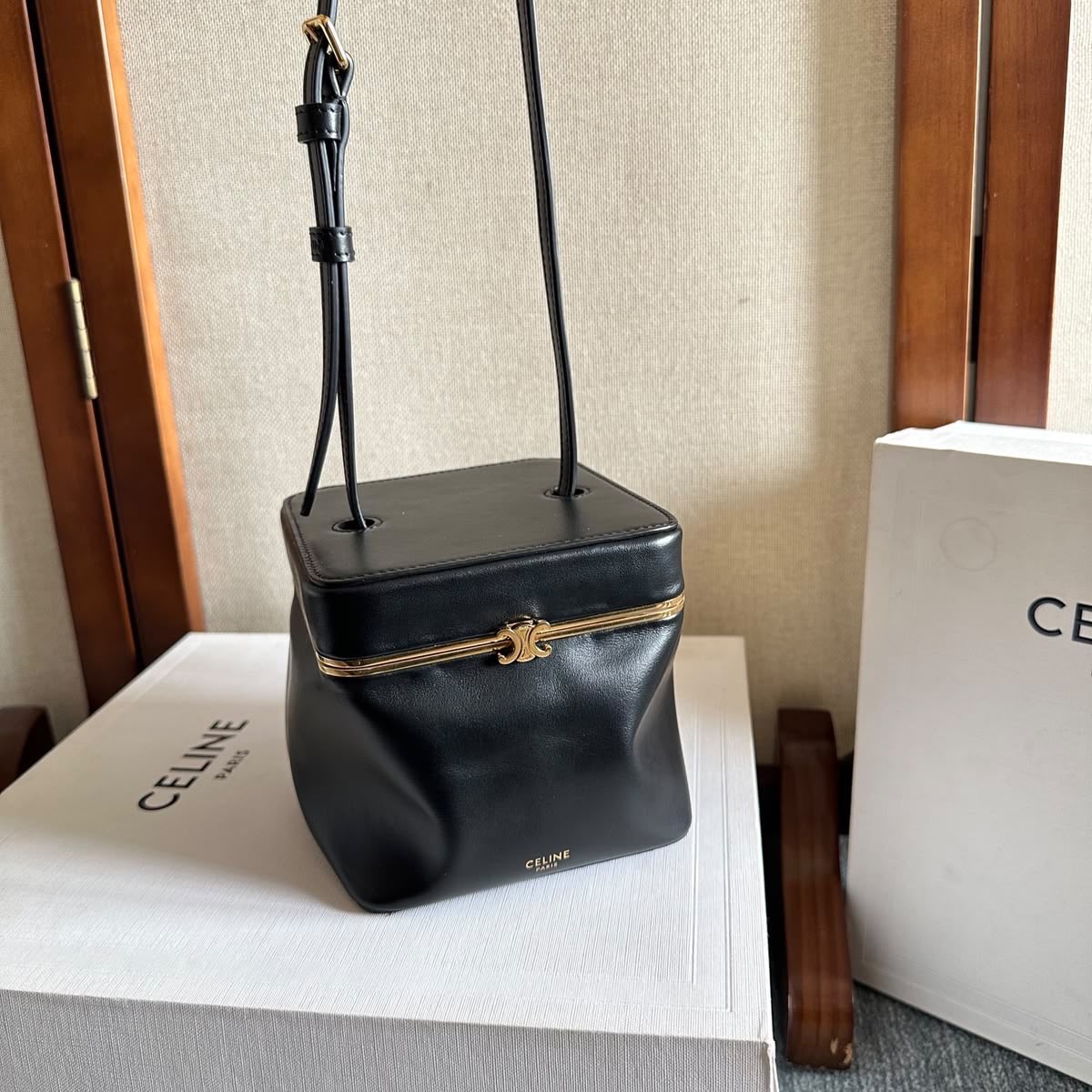 CELINE