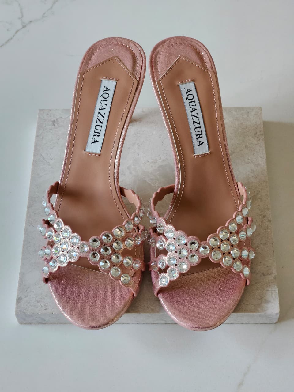 AQUAZZURA