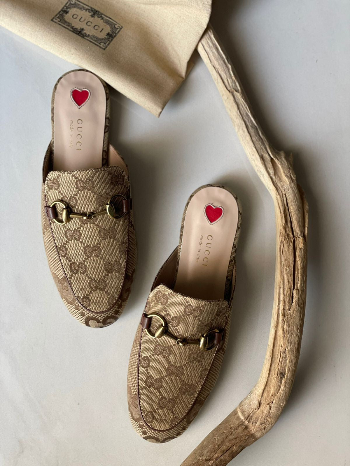 GUCCI
