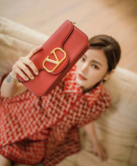 VALENTINO